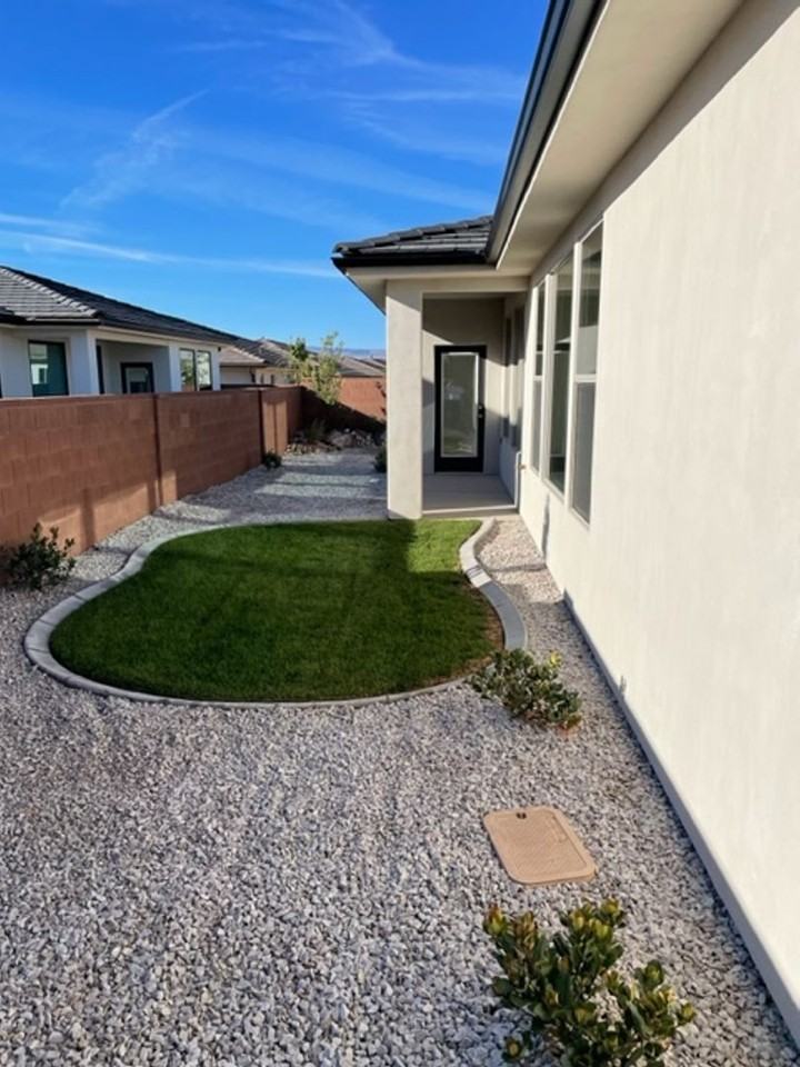 3076 E Lavatera Dr - Photo 5 of 33