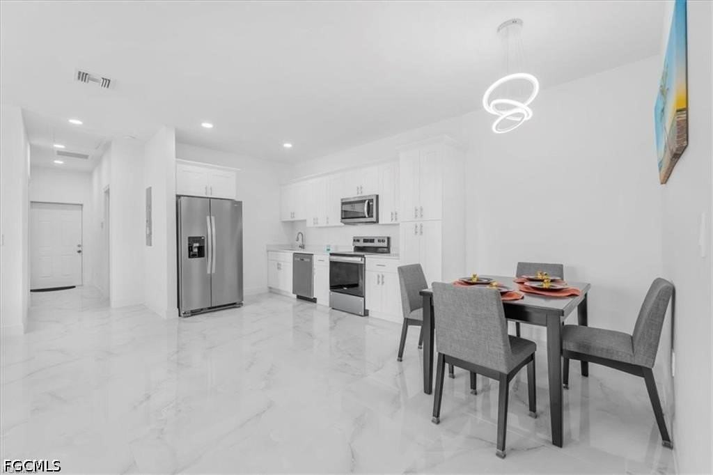 237/239 Milwaukee Boulevard #237 - Photo 4 of 13