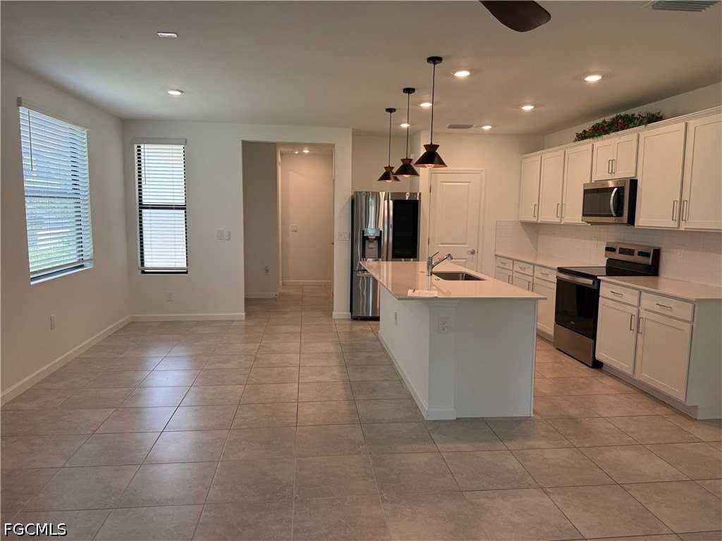 1672 Lake Jessup Cir - Photo 5 of 22