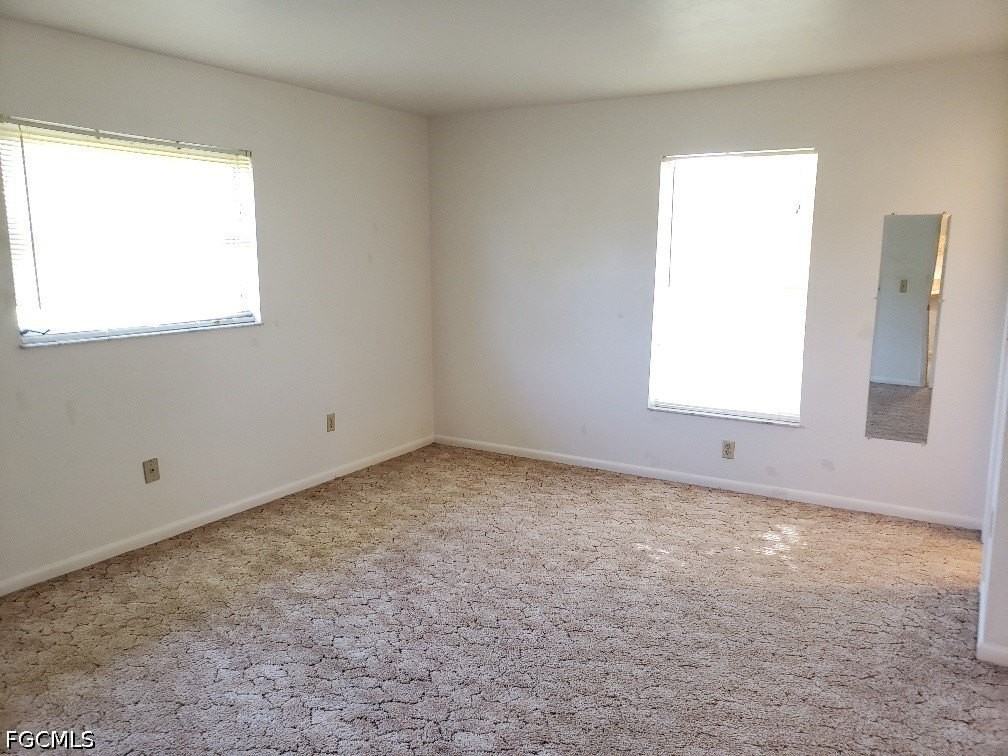 120 Sw Trafalgar Pkwy #2 - Photo 7 of 14