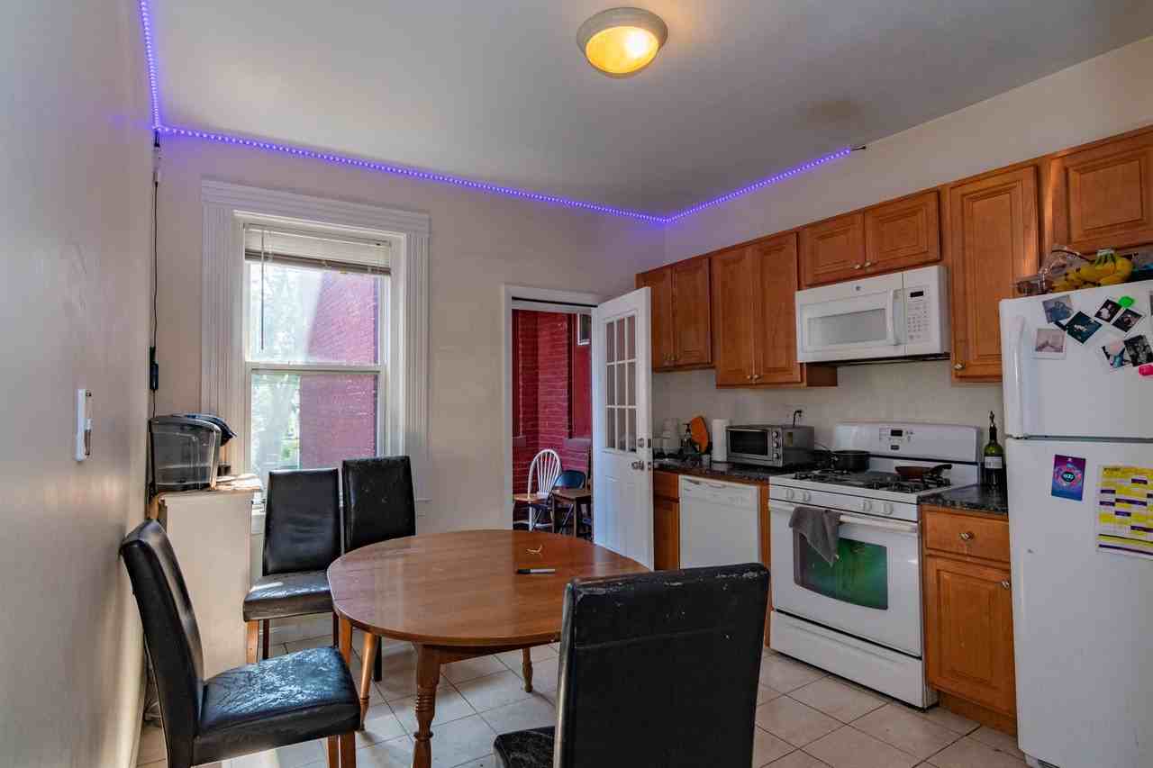 55 Brackett St - Photo 5 of 12