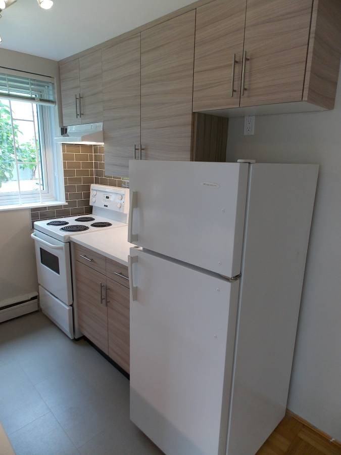 950 Gilford Street #102 - Photo 6 of 19