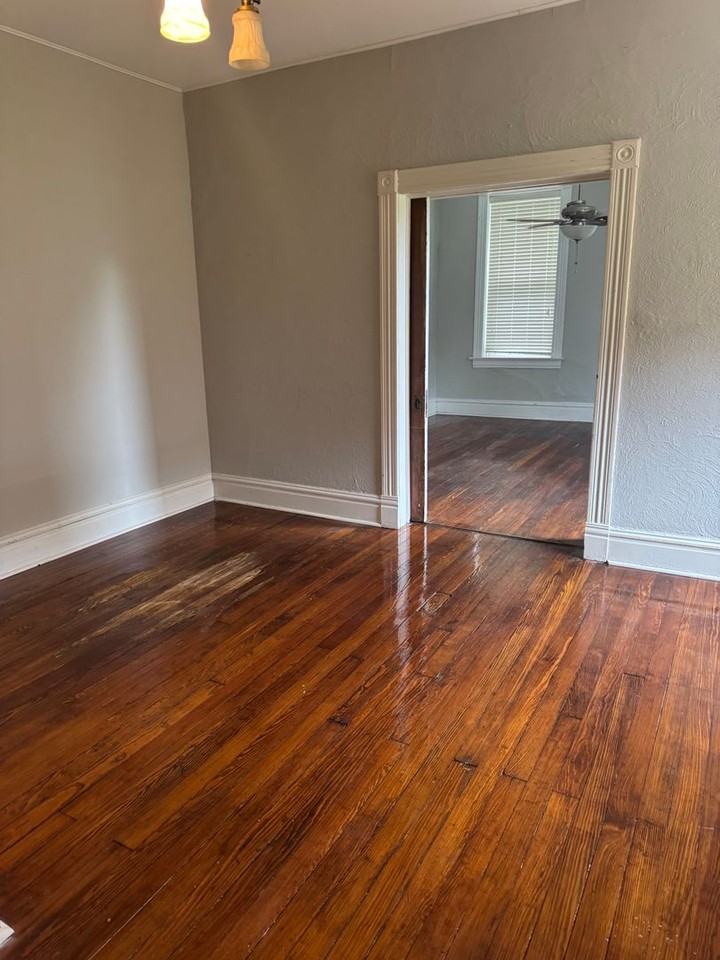 4715 Nebraska Ave - Photo 6 of 14