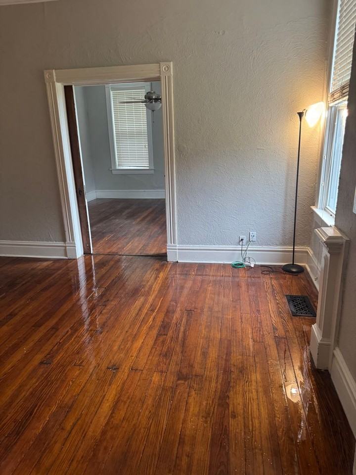 4715 Nebraska Ave - Photo 7 of 14
