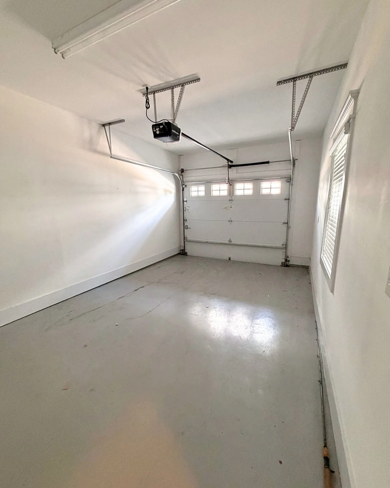 1712 Tearthumb Ct - Photo 7 of 13
