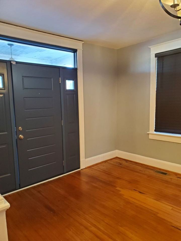 2623 Marlboro Ave - Photo 2 of 23