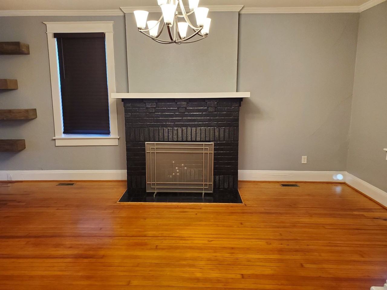 2623 Marlboro Ave - Photo 5 of 23