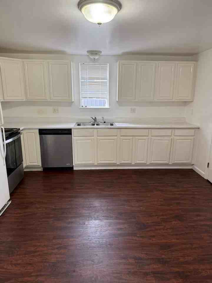11 Taftville Occum Rd - Photo 2 of 9