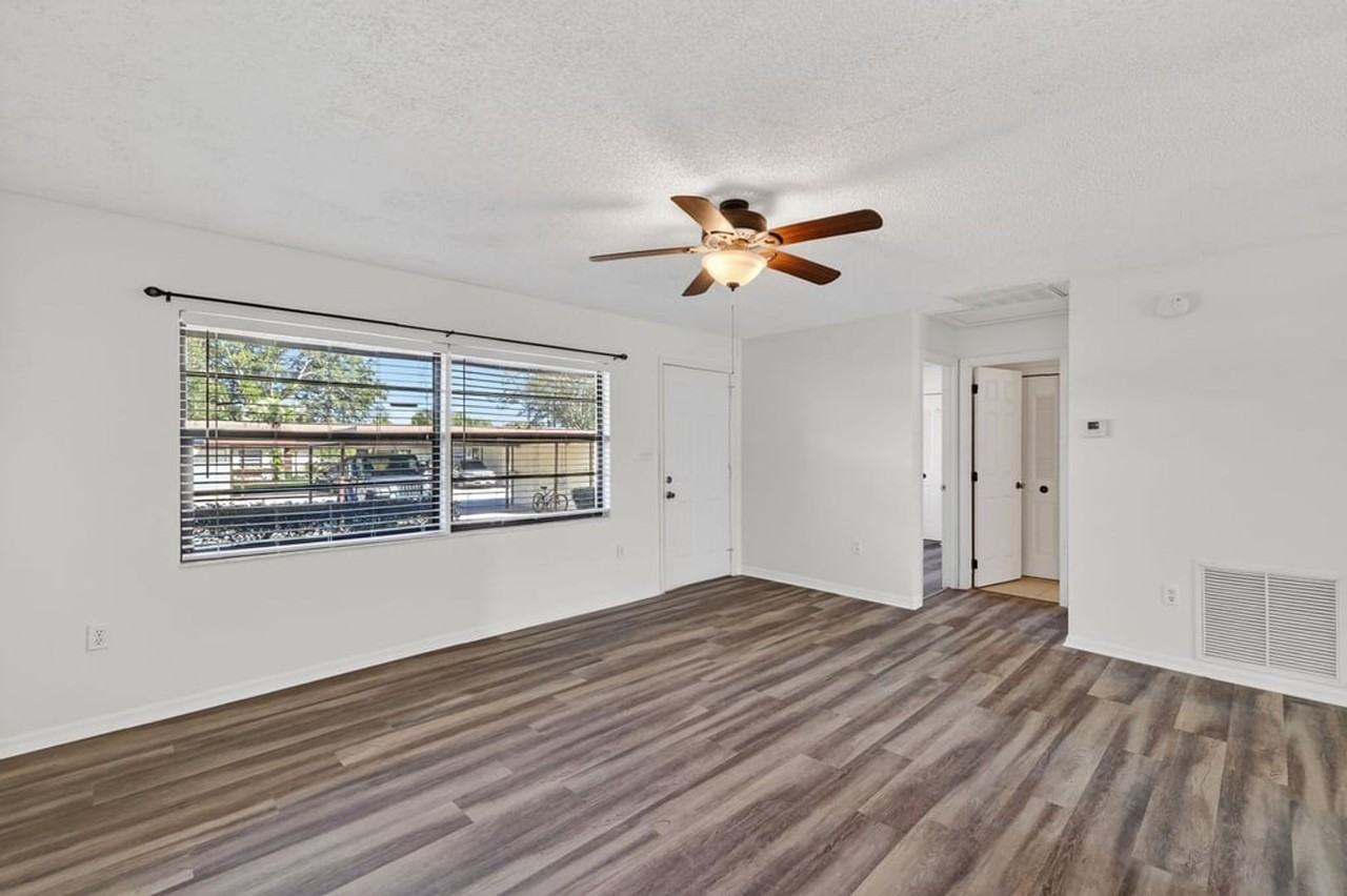 12520 Orangewood Ct - Photo 4 of 28