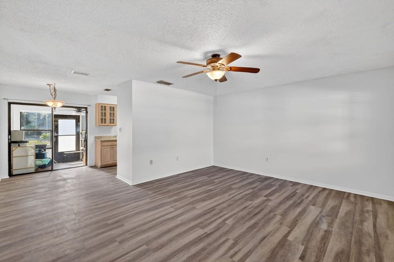 12520 Orangewood Ct - Photo 6 of 28