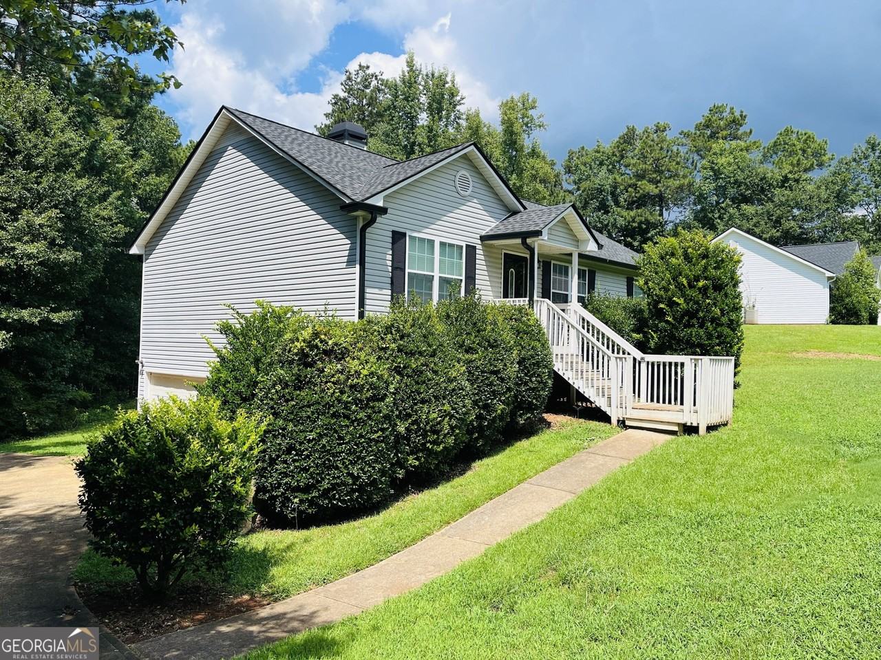 185 Hidden Brook Trl - Photo 2 of 50