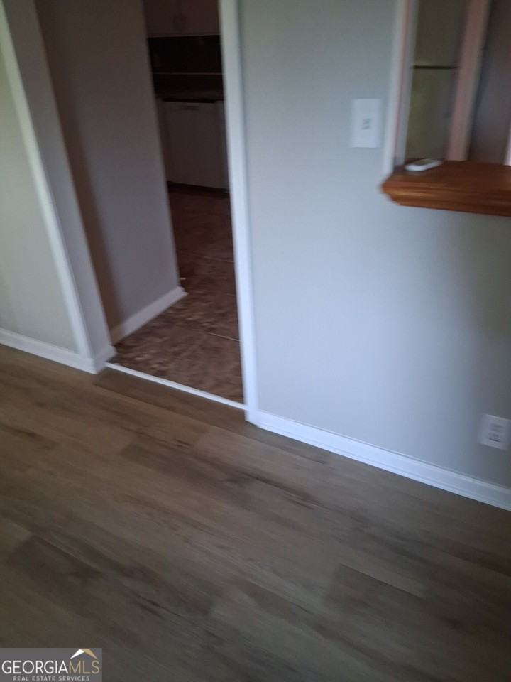 9109 Sterling Ridge Ln - Photo 6 of 33