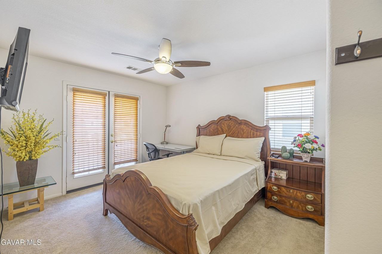 3324 W Avenue J10 - Photo 5 of 18