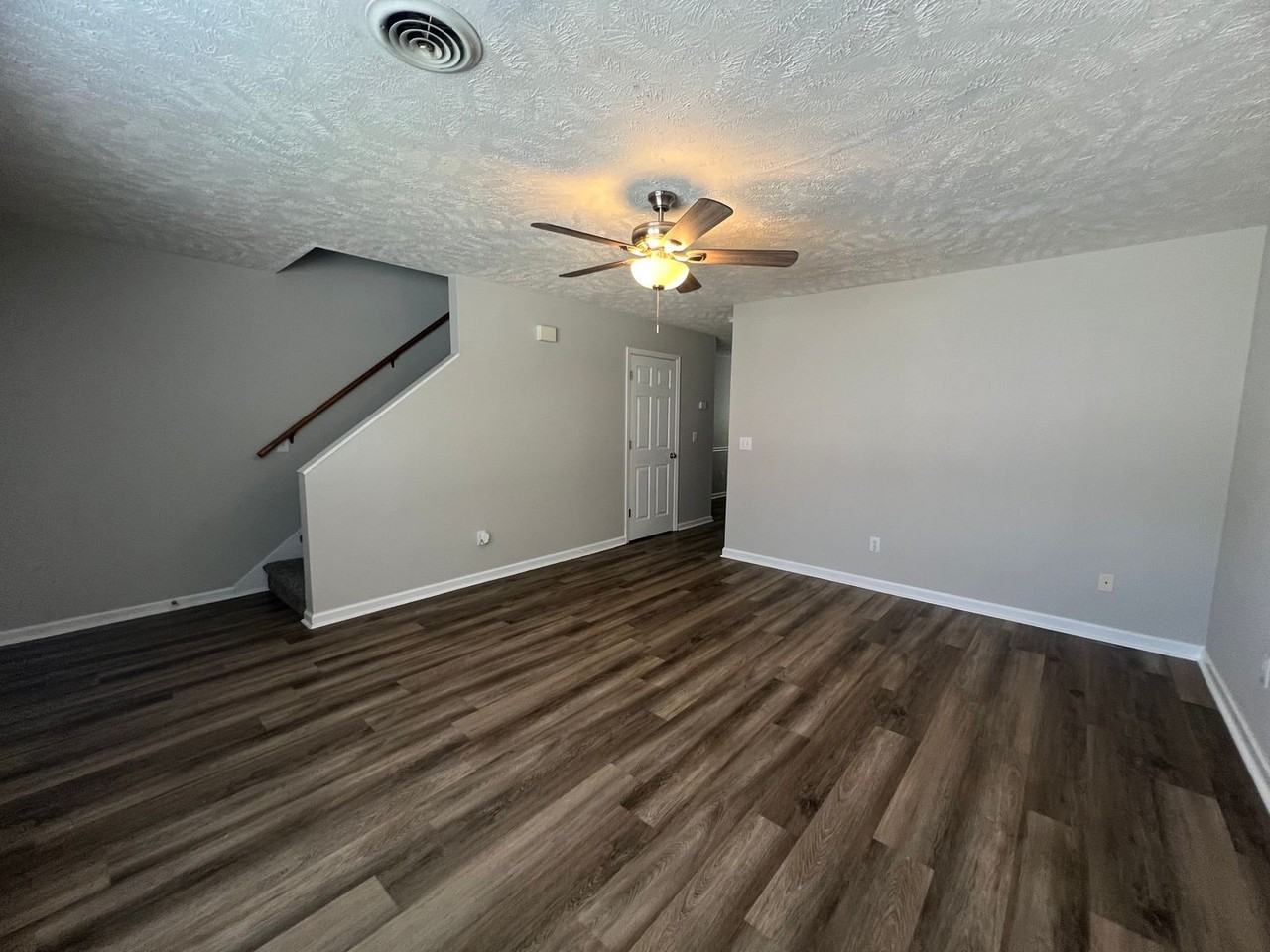 1510 Center Pointe Dr - Photo 6 of 18