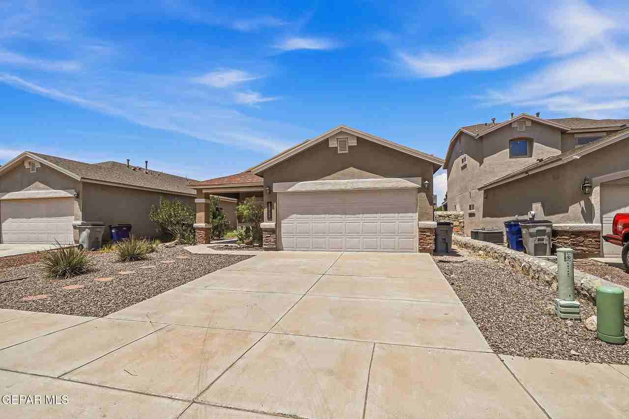 14741 Bobby Joe Hill Dr - Photo 2 of 29