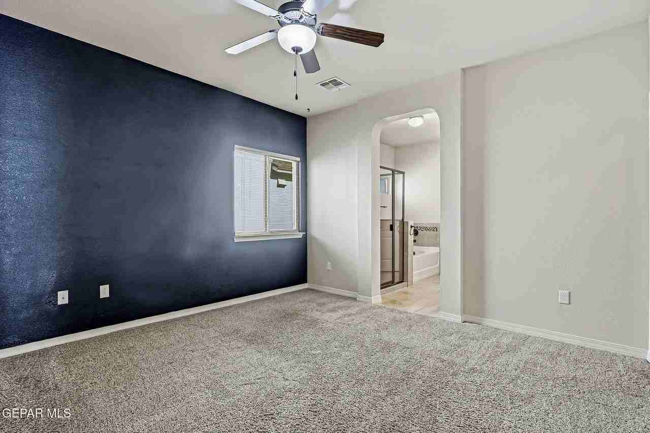14741 Bobby Joe Hill Dr - Photo 4 of 29