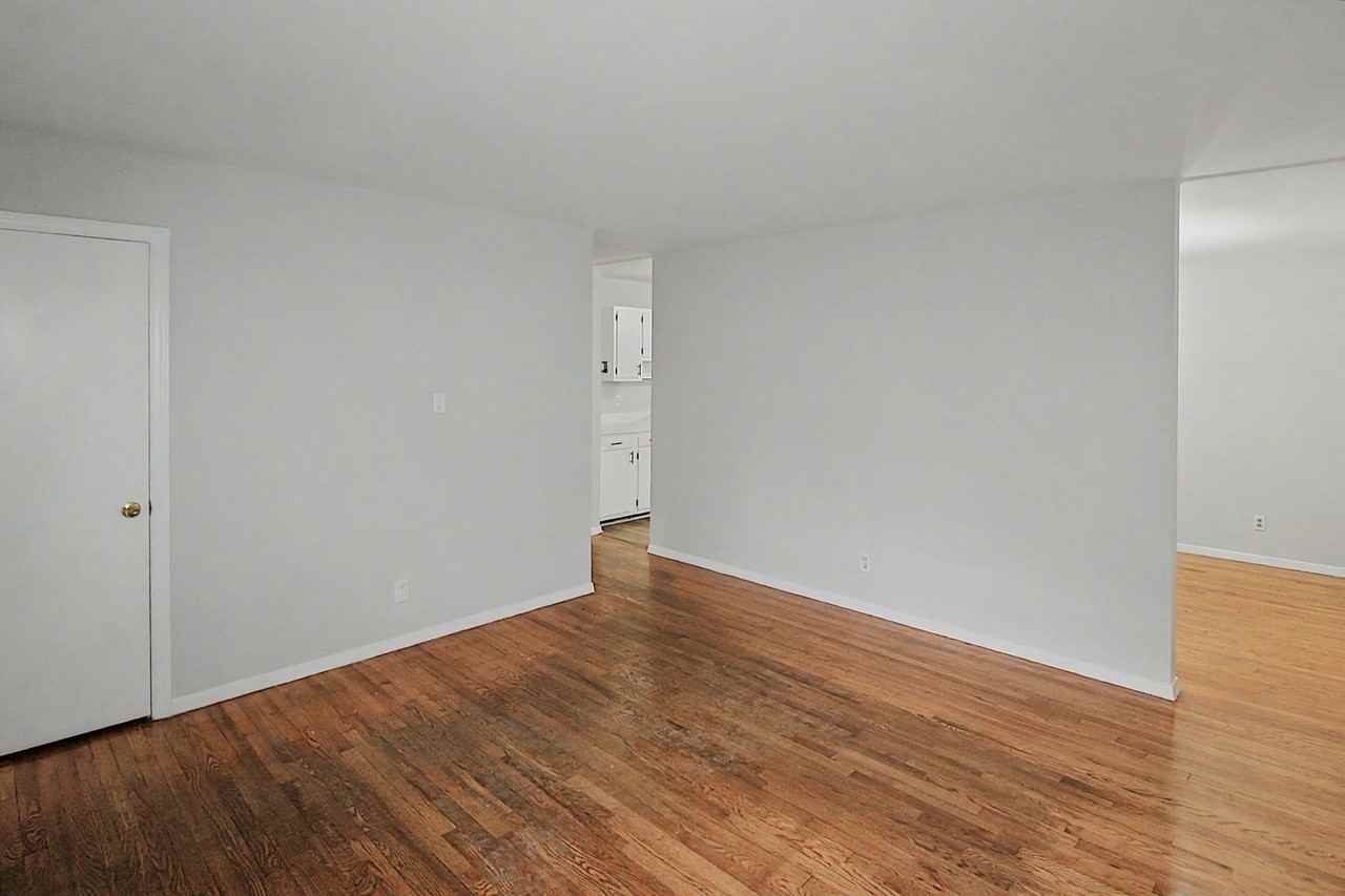 2700 Thornton Rd - Photo 5 of 17