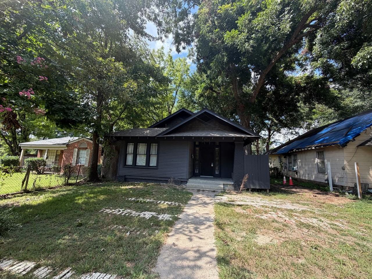 3232 Coleman Ave - Photo 2 of 12