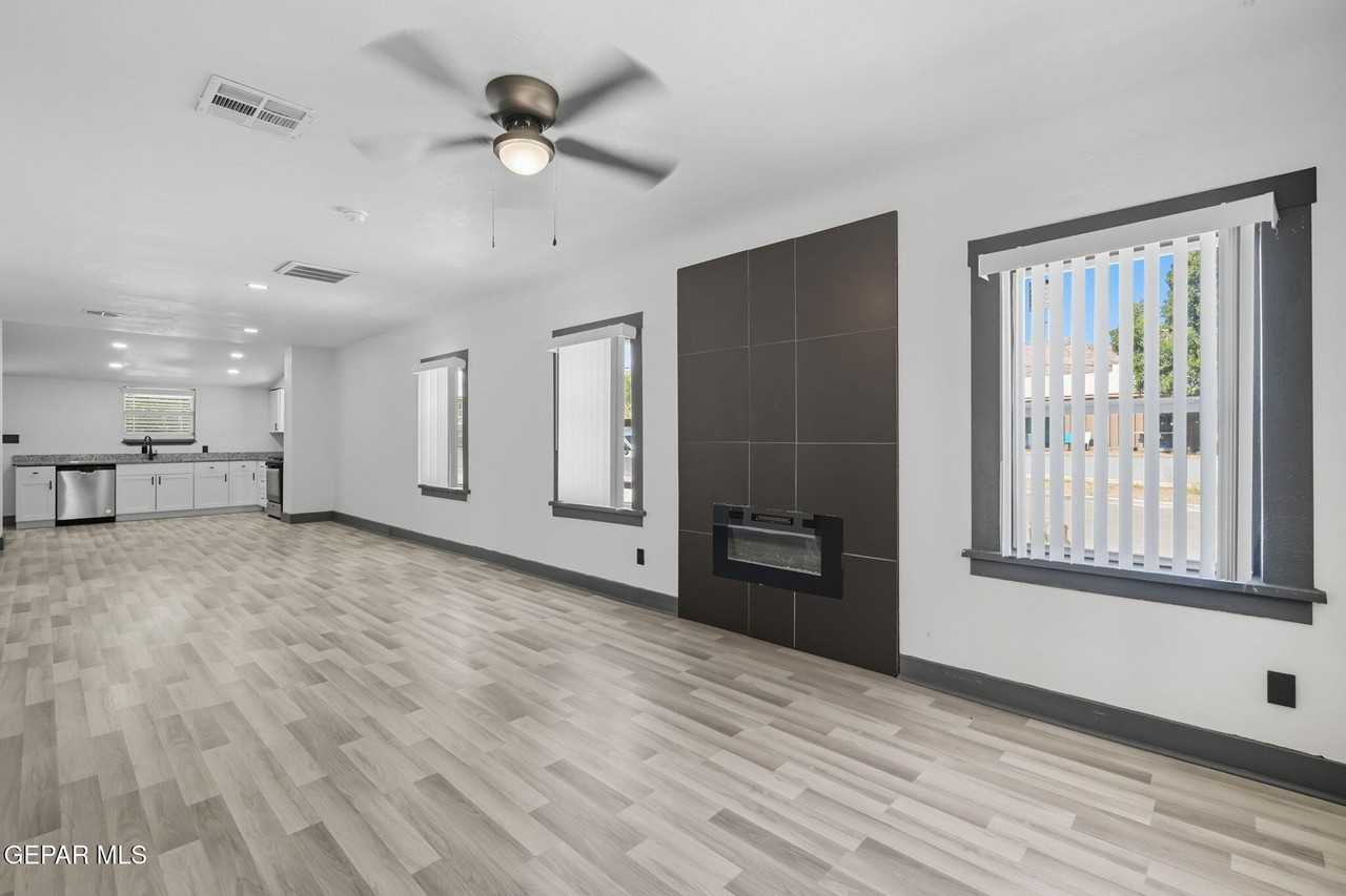 3800 Altura Ave - Photo 3 of 15