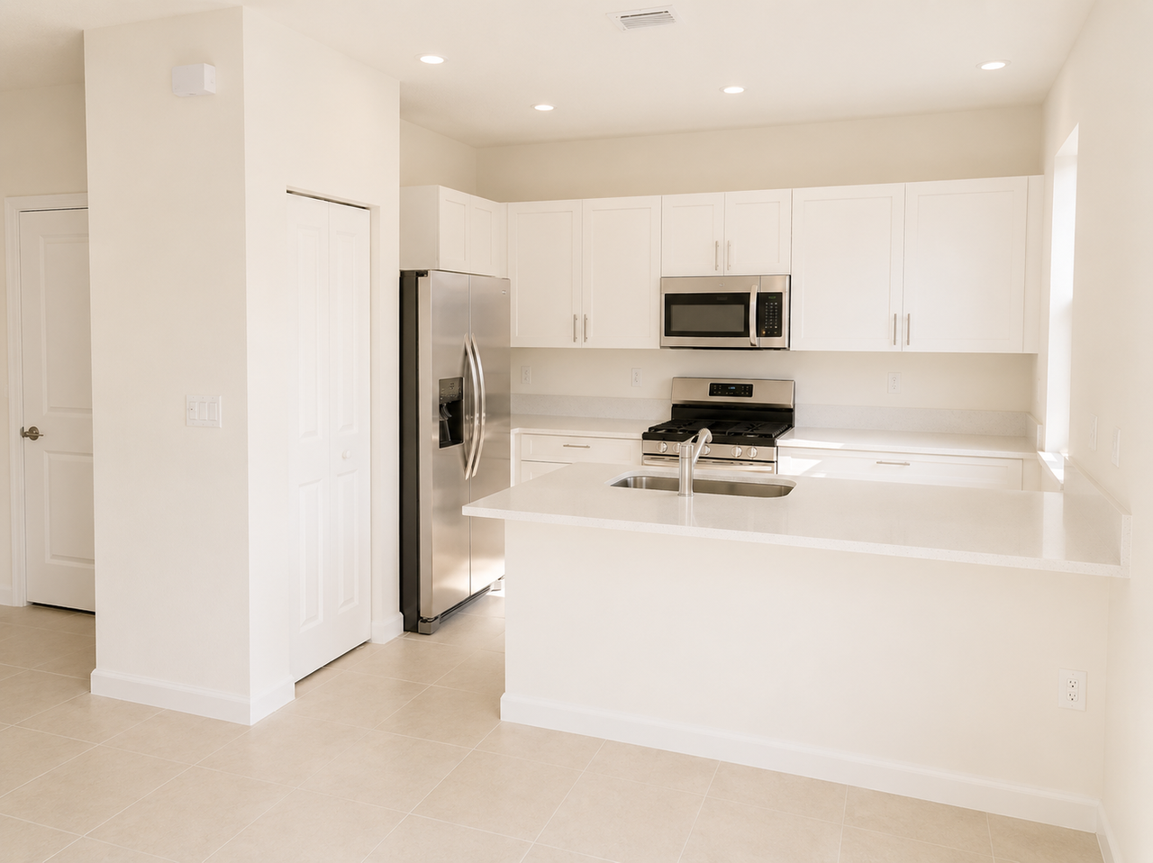 2514 Se 29th St - Photo 4 of 27