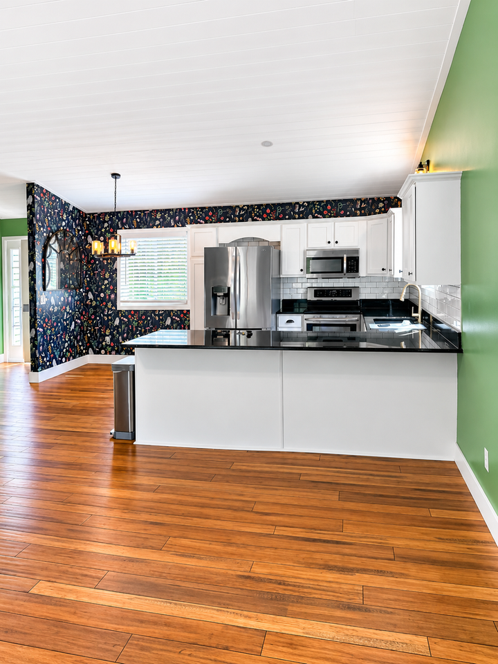 553 Glenwyth Rd - Photo 2 of 13