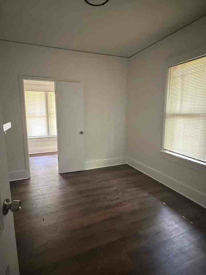 852 Marianna St - Photo 6 of 11