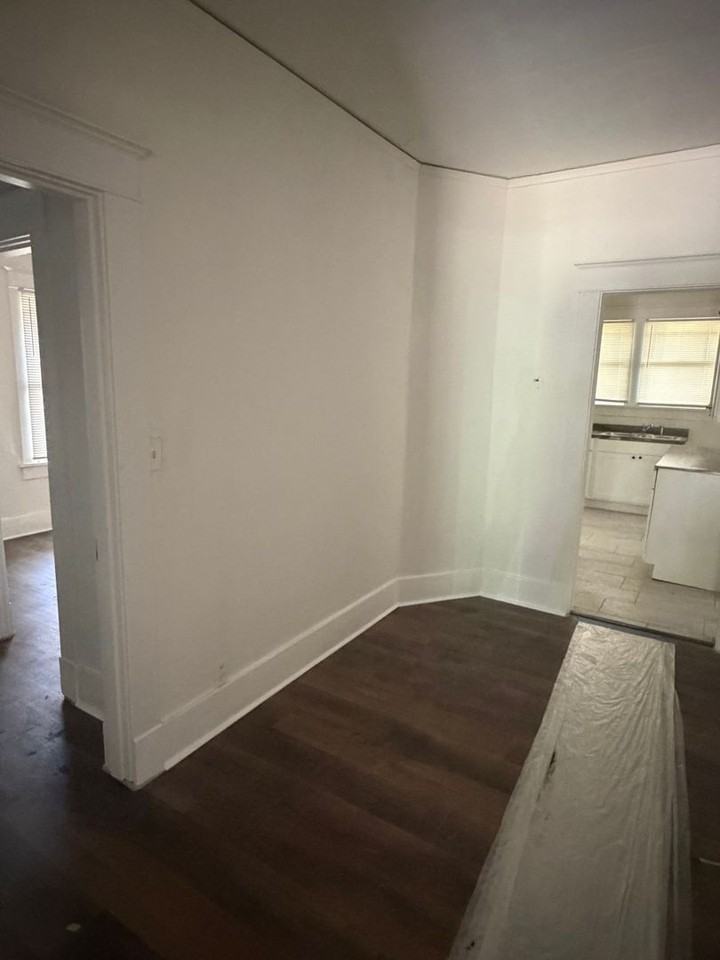 852 Marianna St - Photo 7 of 11
