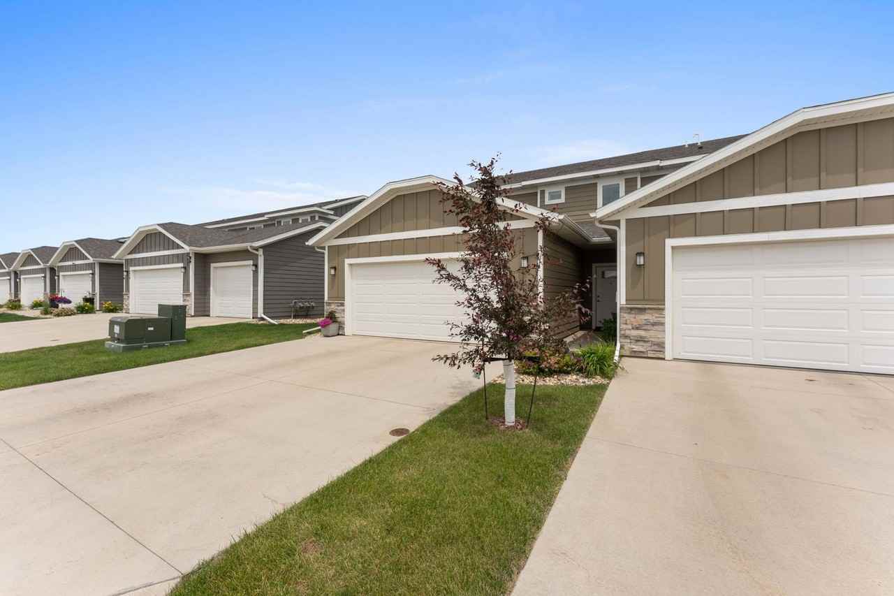 4500 E Whisper Ridge Pl - Photo 5 of 50
