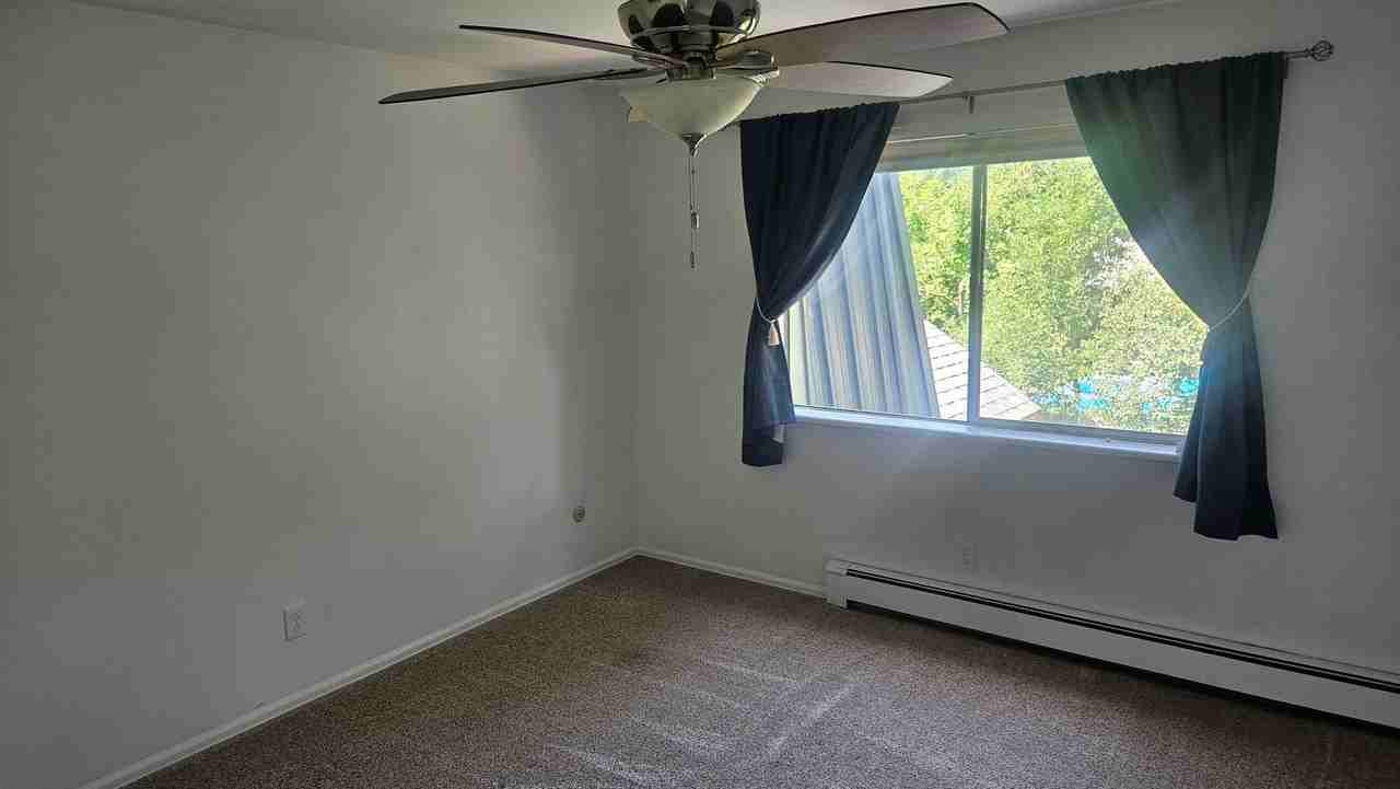 905 E Swallow Rd #4 - Photo 3 of 10
