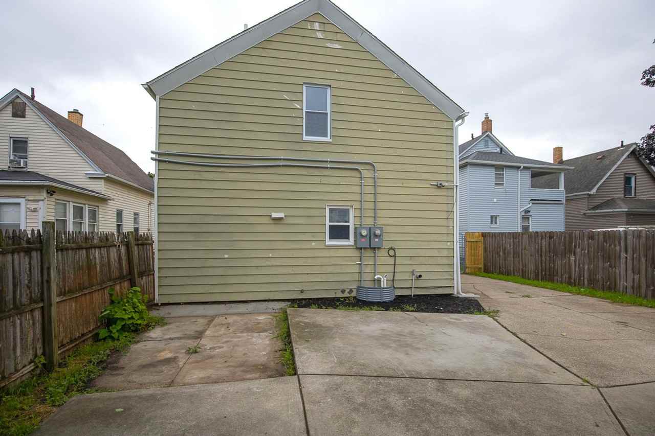 3422 W 52nd St #2 - Photo 4 of 26