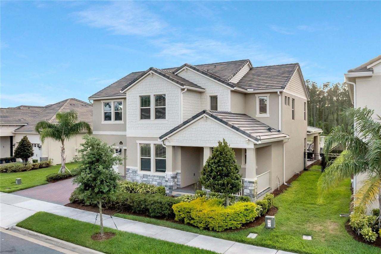 9566 Bolero Rd - Photo 3 of 42