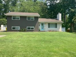 featured image of 165 E Bay View Dr