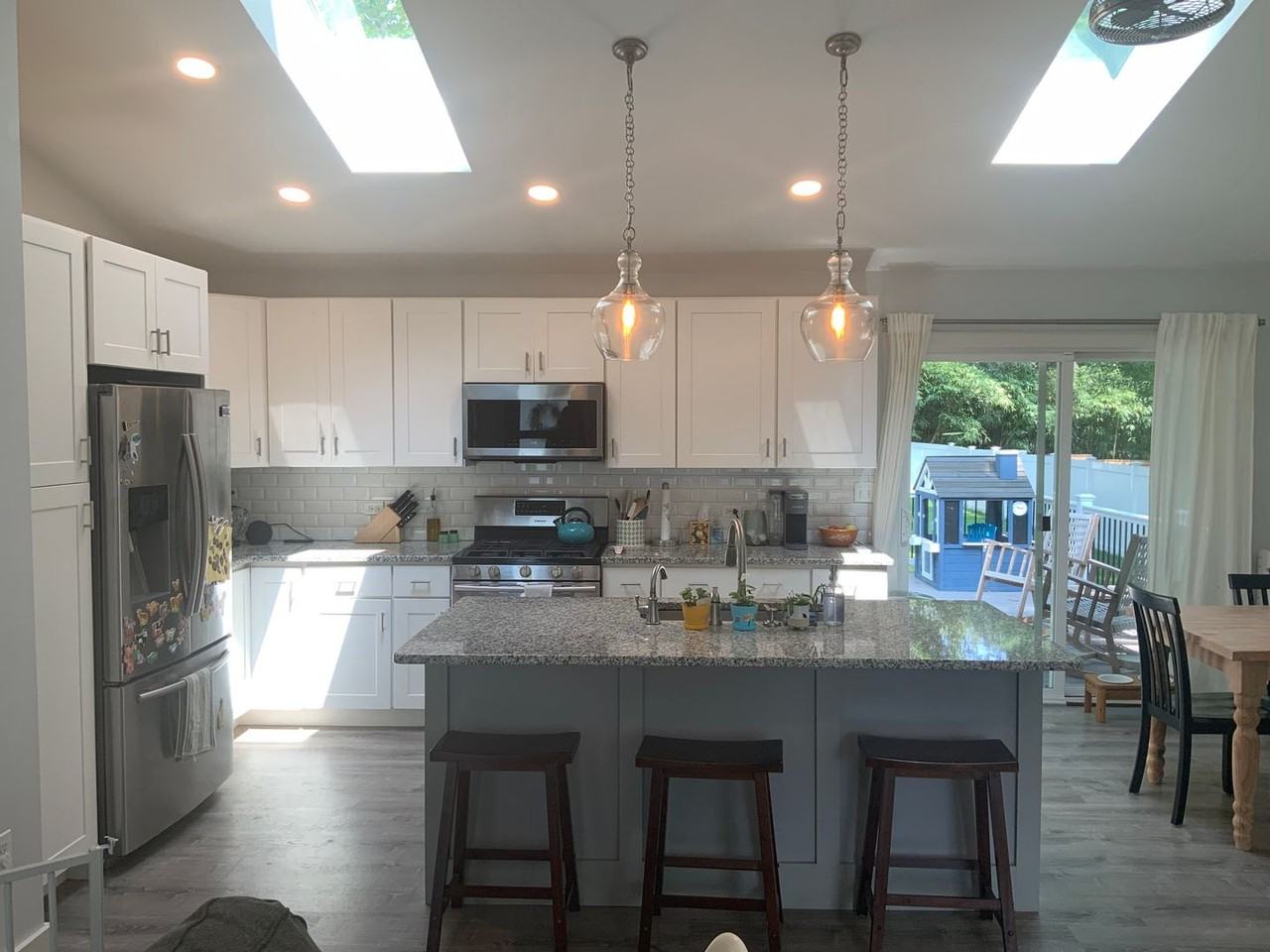 165 E Bay View Dr - Photo 2 of 32