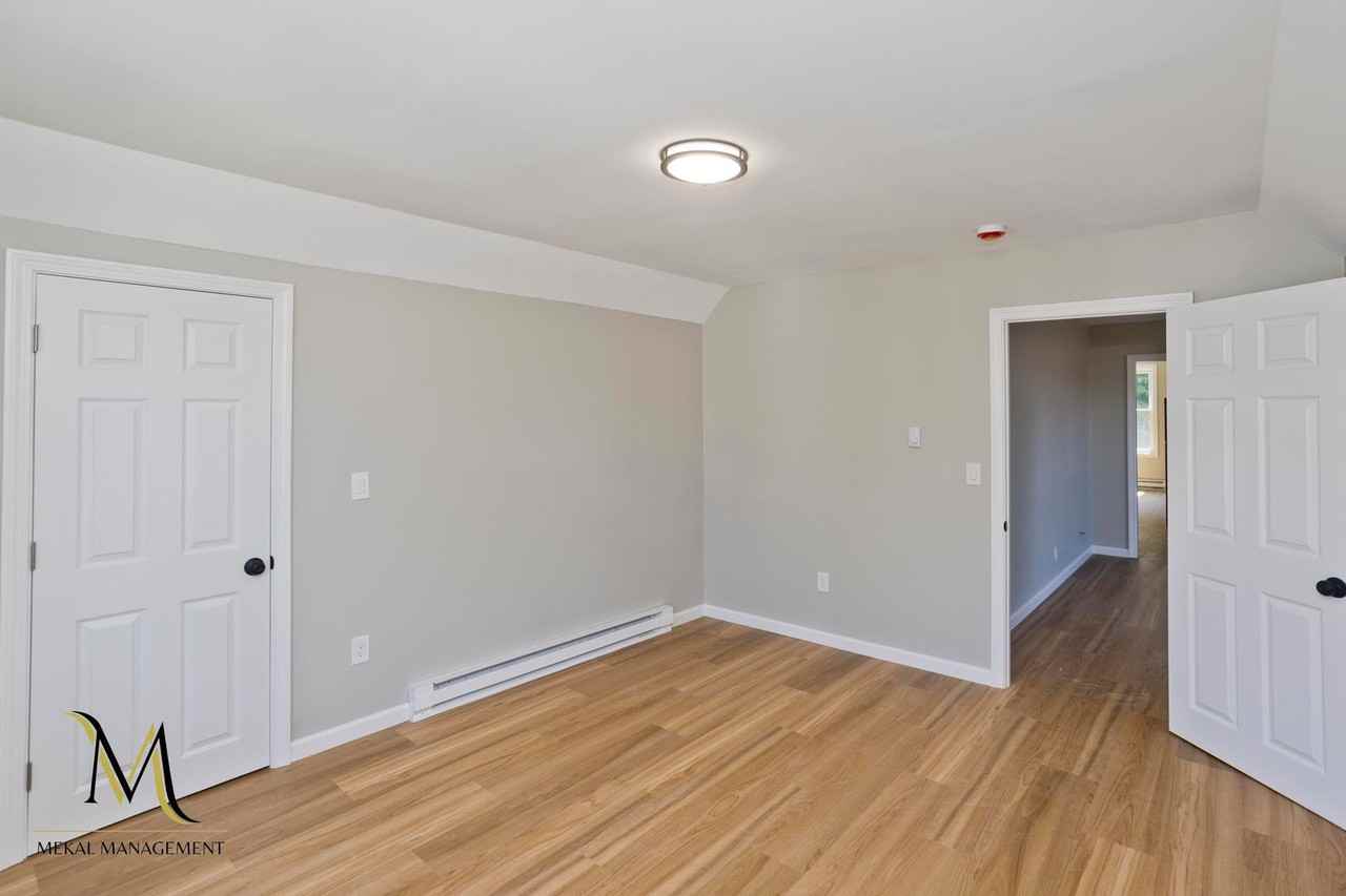 24 Hilton St - Photo 7 of 17