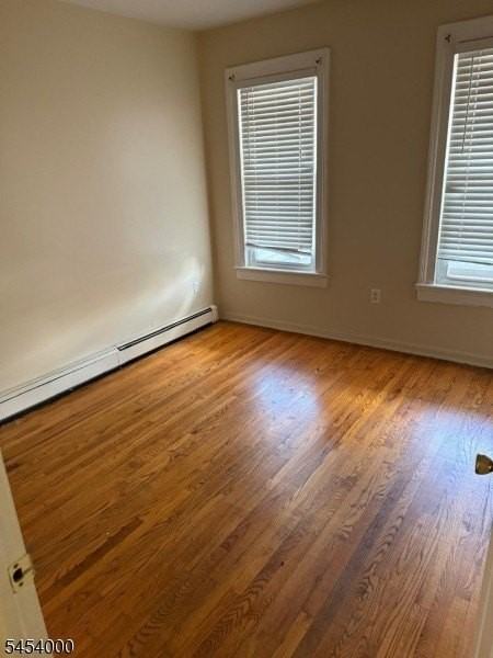 124 Marshall St - Photo 5 of 10