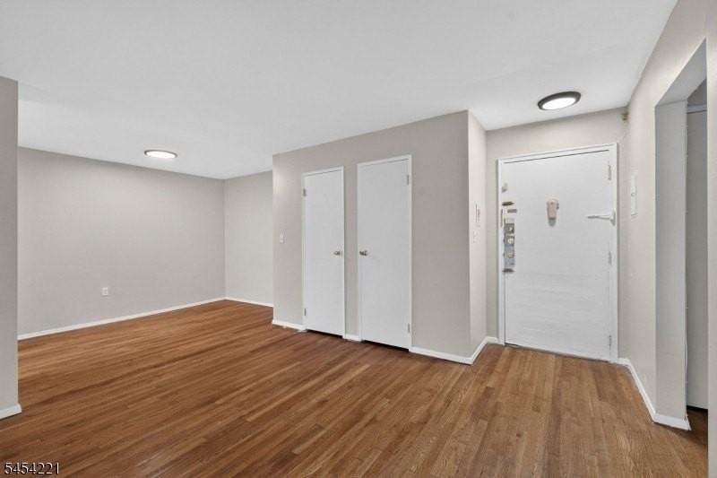 765 Vose Ave #D14 - Photo 3 of 16