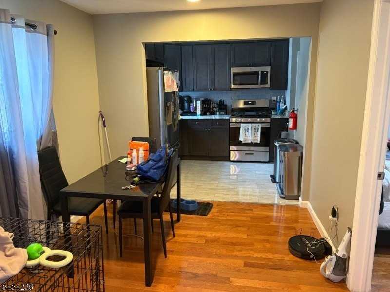 721 Madison Ave - Photo 5 of 8