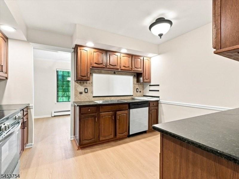 19G Foxwood Dr - Photo 3 of 32