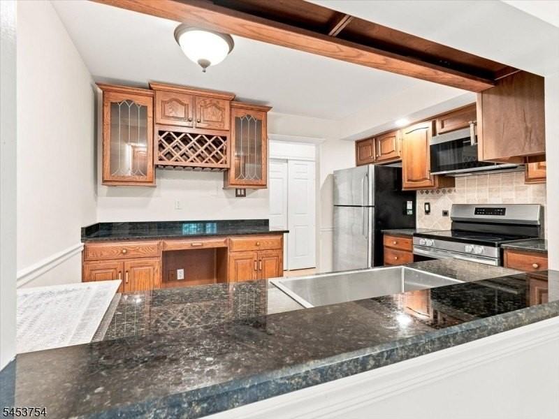 19G Foxwood Dr - Photo 7 of 32