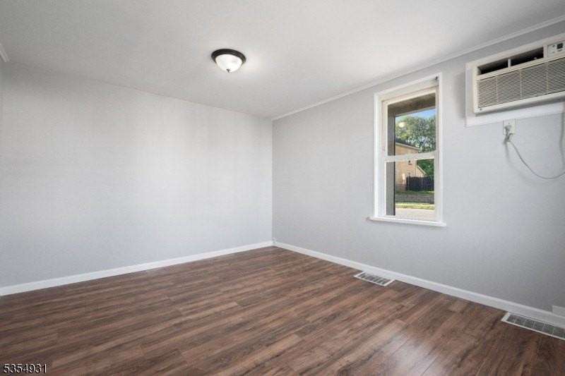241 E Central Ave #B - Photo 7 of 18