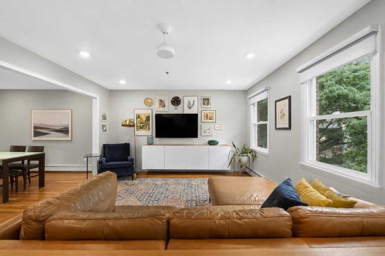 613 Madison St #B - Photo 6 of 27