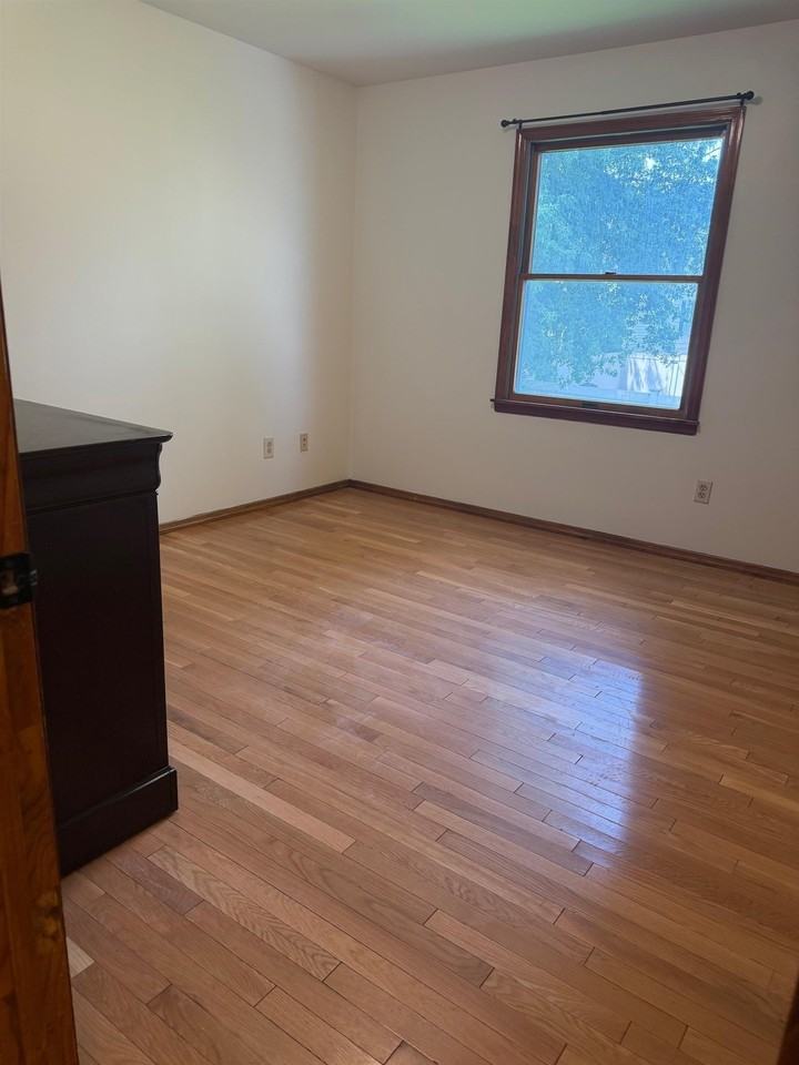 773 1st St #1 - Photo 6 of 10