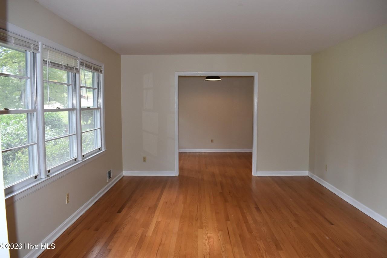 3319 Wheeler Rd - Photo 6 of 18