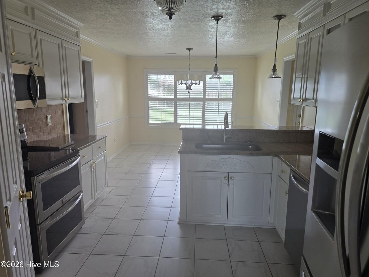 4634 Crested Butte Rd - Photo 5 of 19