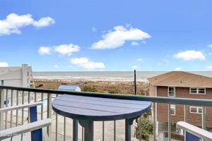 featured image of 901 Lake Park Blvd S #304