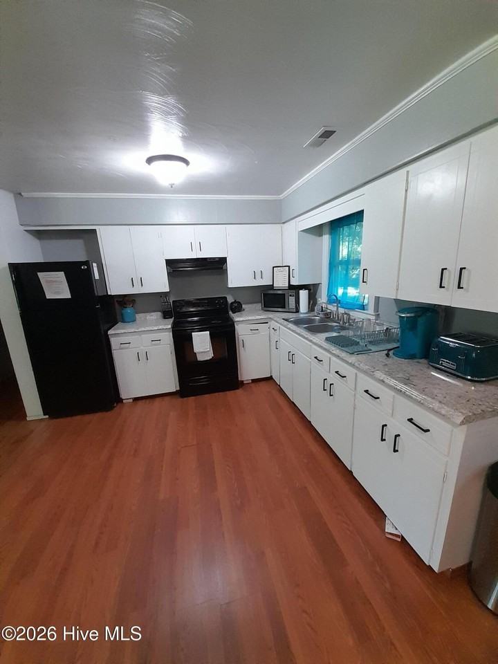 225 Wilhide St - Photo 2 of 8