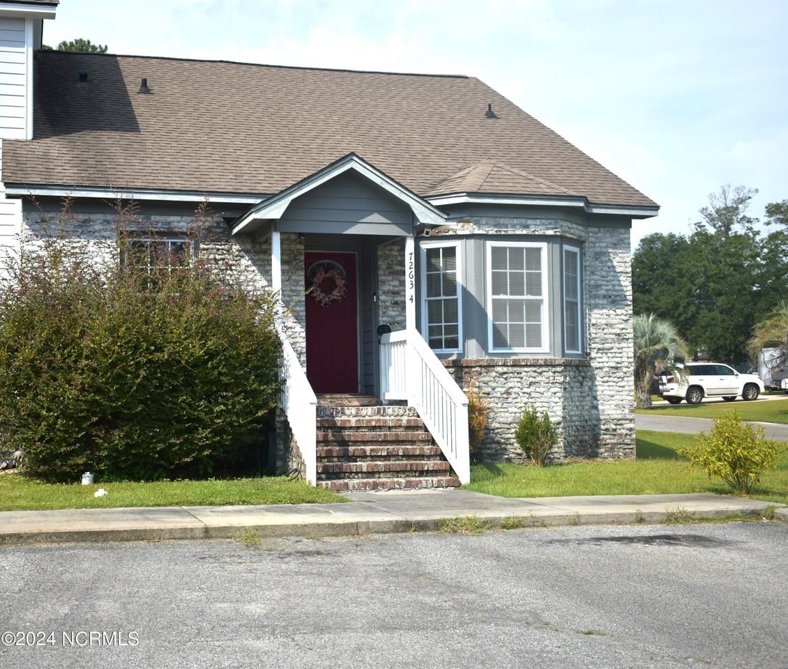 7263 Schooners Ct Sw #4 - Photo 2 of 22
