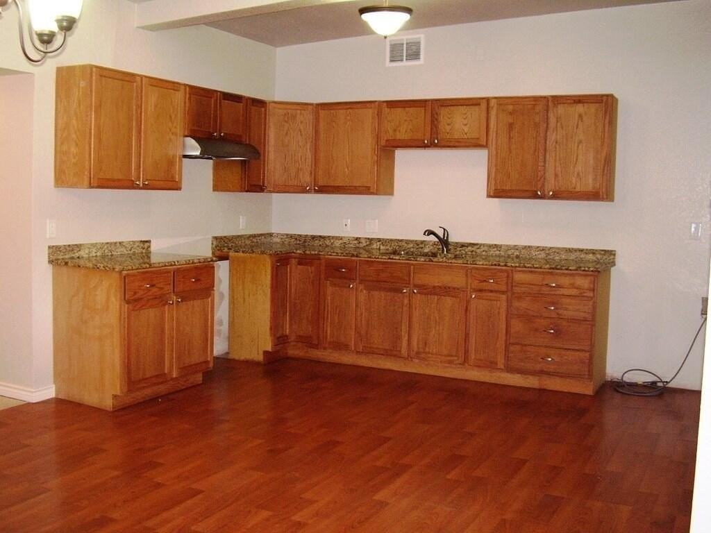 516 Peterson Dr - Photo 6 of 16