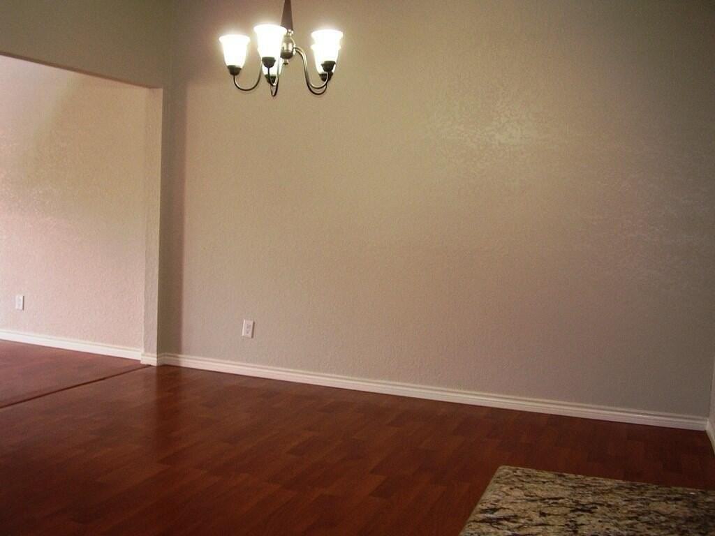 516 Peterson Dr - Photo 7 of 16