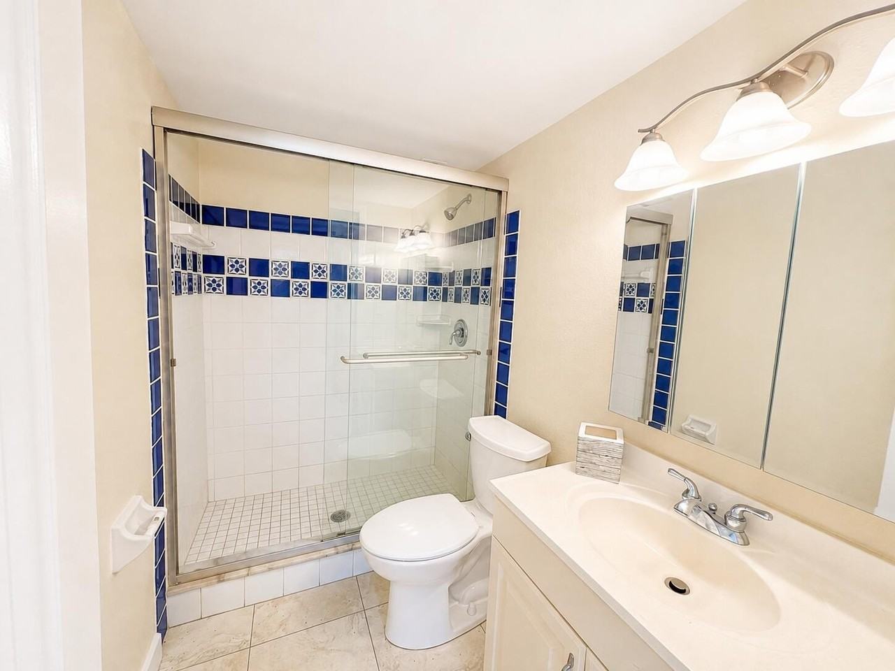 3312 Northside Dr #107 - Photo 5 of 11